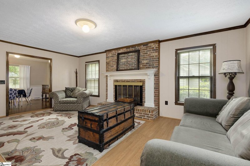 Property image 4 at 304 Manassas Drive, Simpsonville, SC 29681