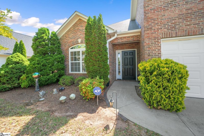 Property image 2 at 708 Center Road, Taylors, SC 29687