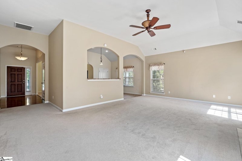 Property image 5 at 708 Center Road, Taylors, SC 29687