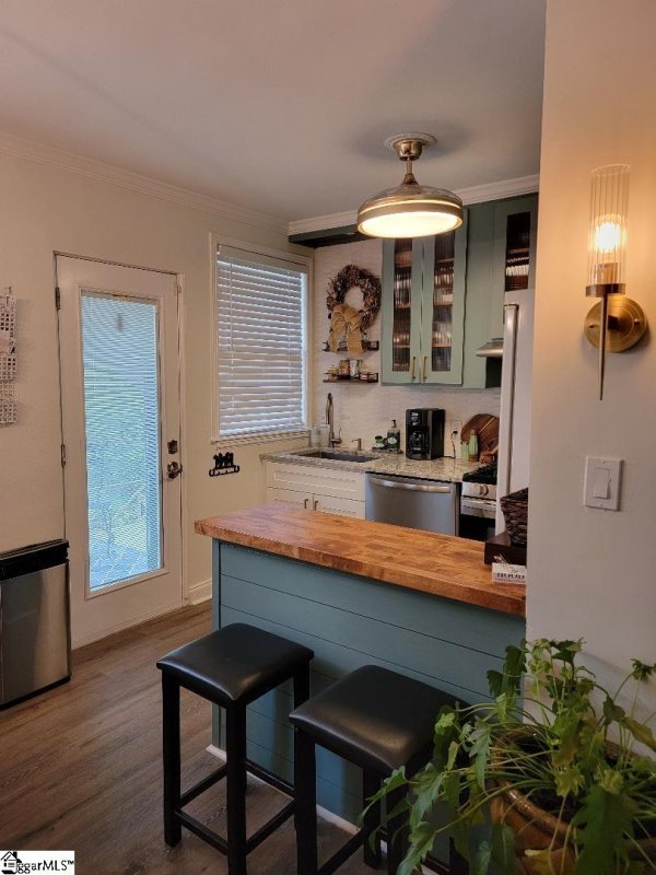 Property image 5 at 601 Cleveland Street, Greenville, SC 29601