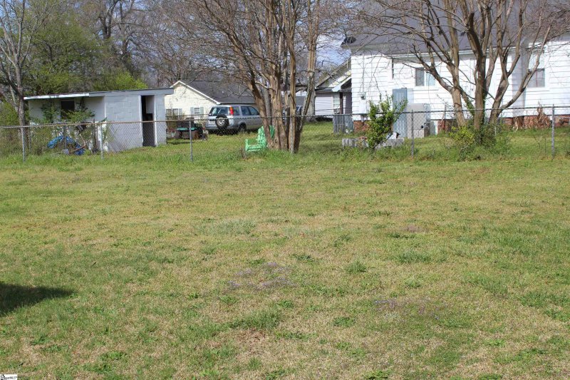 Property image 5 at 102 Shaw Street, Fountain Inn, SC 29644