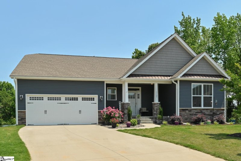Property image 2 at 115 Ramshackle Way, Greer, SC 29650
