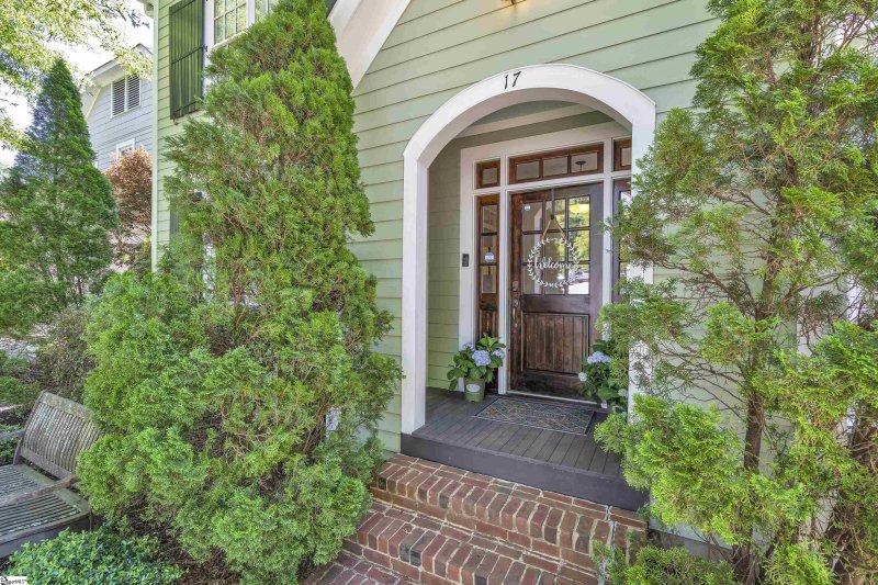 Property image 4 at 17 Waccamaw Avenue, Greenville, SC 29605