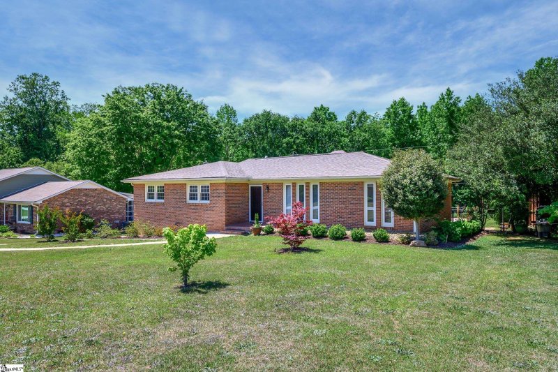 Property image 3 at 104 Eastcliffe Way, Greenville, SC 29611