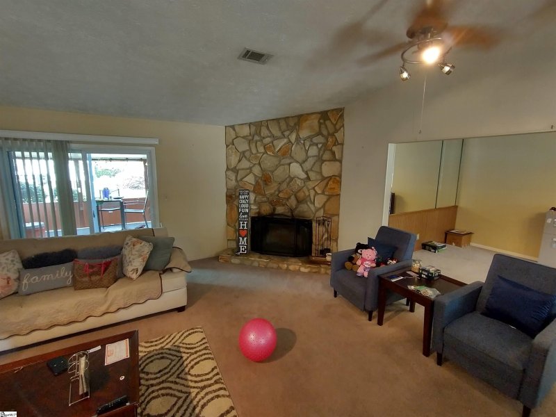 Property image 5 at 114 Clearfield Road, Greenville, SC 29607