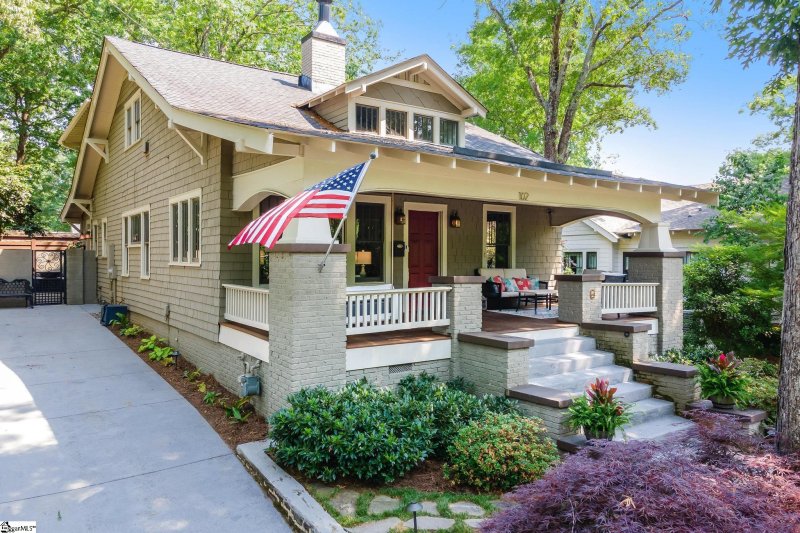Property image 2 at 102 Vannoy Street, Greenville, SC 29601