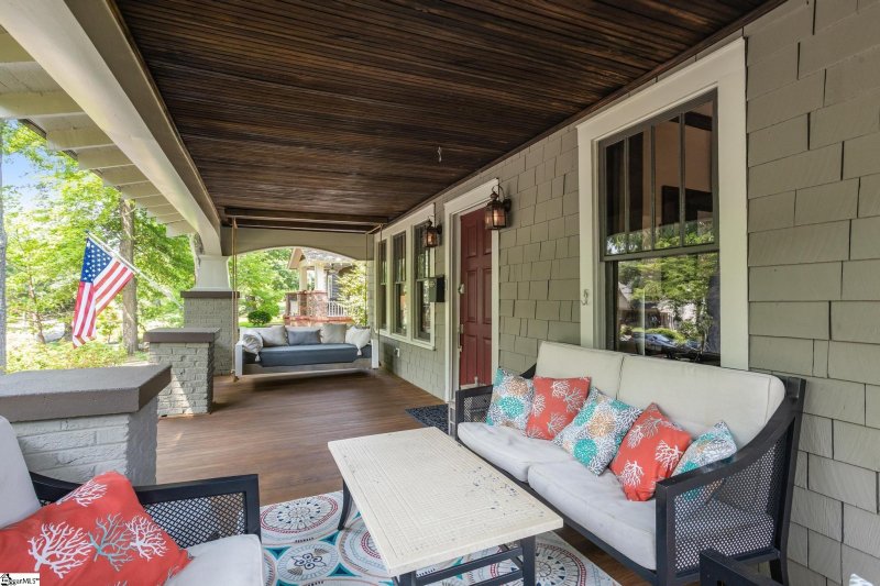 Property image 3 at 102 Vannoy Street, Greenville, SC 29601