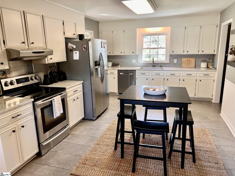 Property image 5 at 6 Glenwaye Drive, Greenville, SC 29615