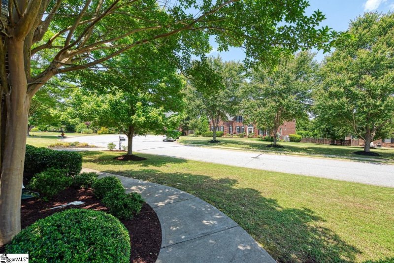 Property image 4 at 109 Grenadier Court, Simpsonville, SC 29681