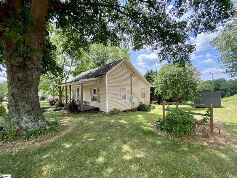 Property image 3 at 312 W Beattie Street, Liberty, SC 29657