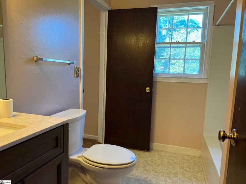 Property image 4 at 108 Beaverdale Court, Simpsonville, SC 29681