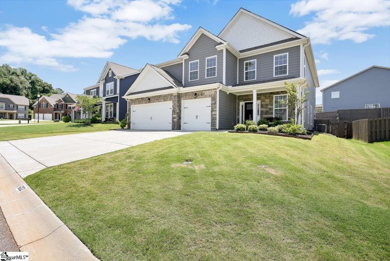 Property image 3 at 602 Carmelo Court, Greer, SC 29650