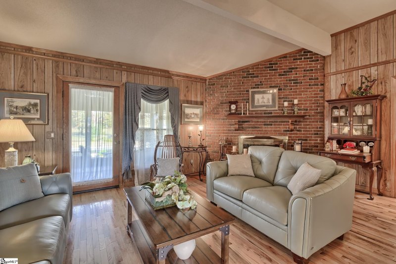 Property image 4 at 1613 Scuffletown Road, Fountain Inn, SC 29644