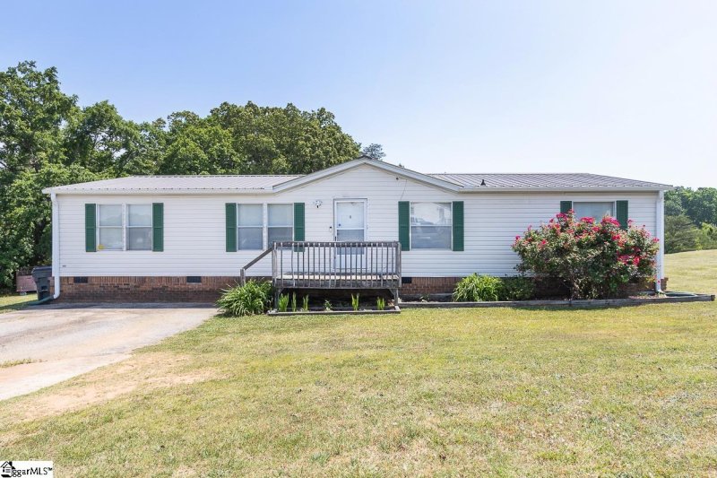 112 Sterling Bridge Road