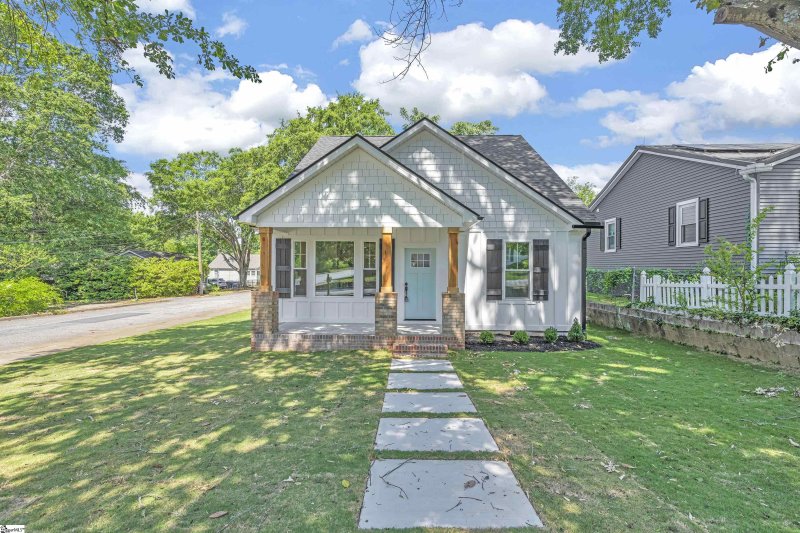 20 Bleckley Avenue