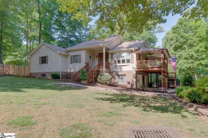 Property image 2 at 205 Heathwood Drive, Liberty, SC 29657