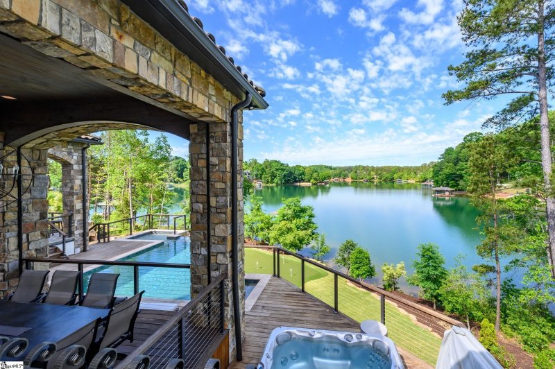 Property image 2 at 3022 Deep Water Way, West Union, SC 29696