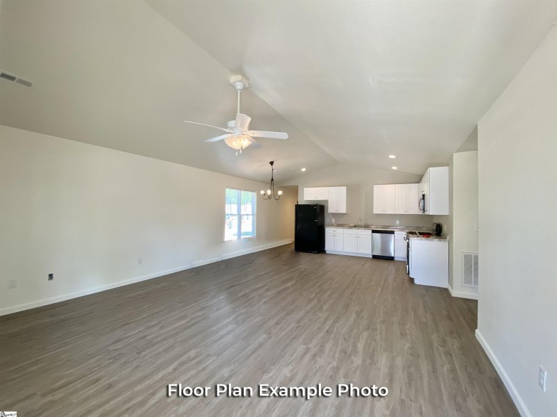 Property image 4 at 105 Colleton Lane, Clinton, SC 29325