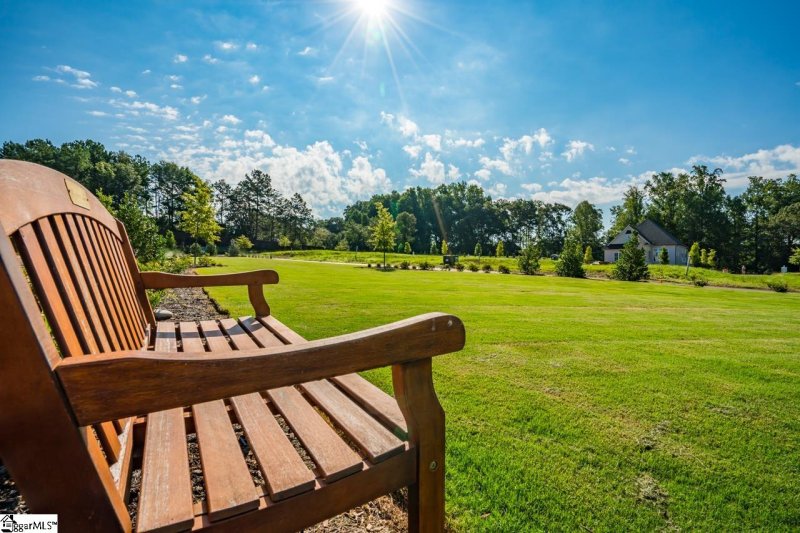 Property image 3 at 21 Norlin Drive, Greenville, SC 29607