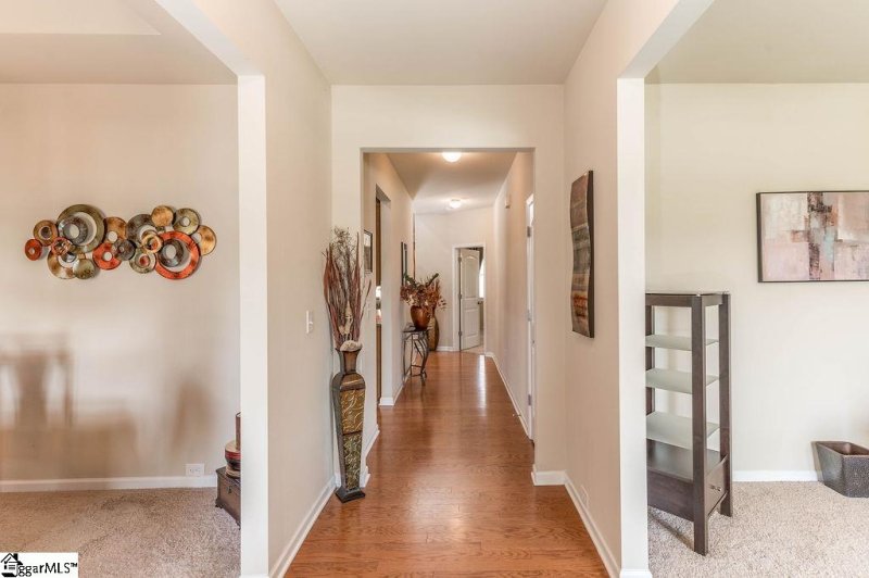 Property image 5 at 113 Moonlit Drive, Greenville, SC 29605