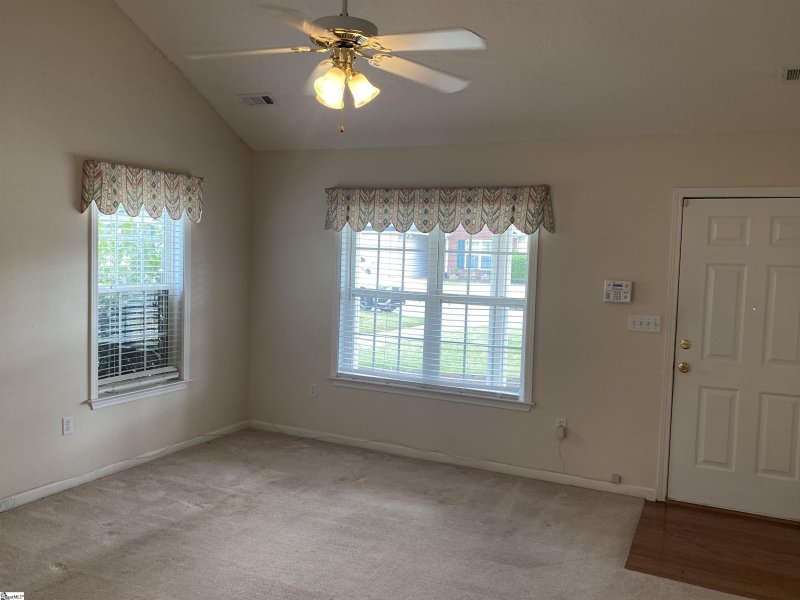 Property image 3 at 21 Magnolia Crest Drive, Simpsonville, SC 29681