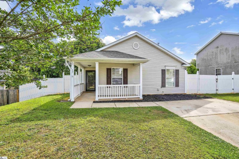 17 Seven Pines Court