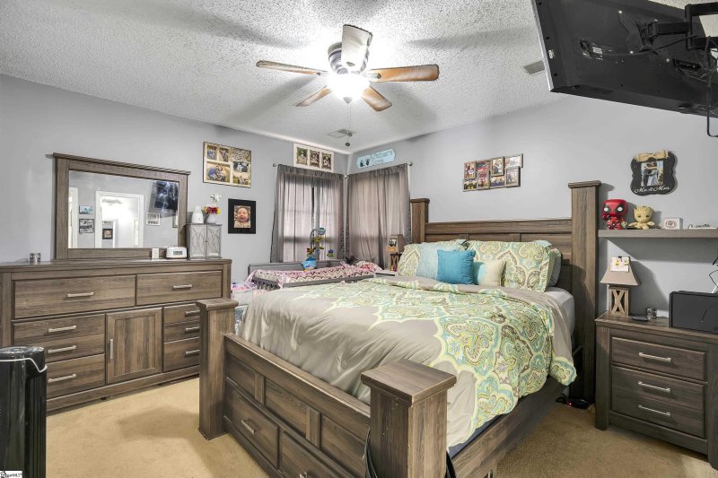 Property image 2 at 17 Seven Pines Court, Greer, SC 29651