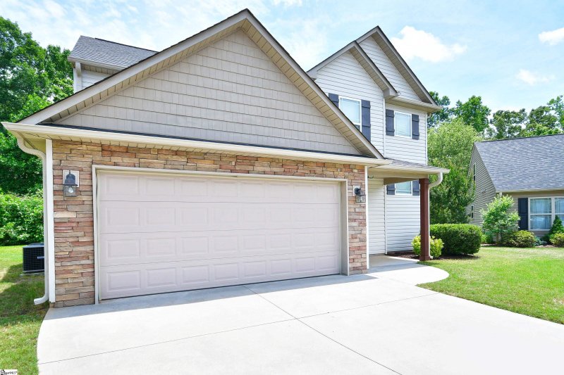 Property image 3 at 16 Milo Court, Simpsonville, SC 29680