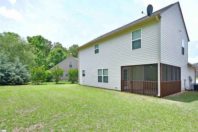 Property image 5 at 16 Milo Court, Simpsonville, SC 29680