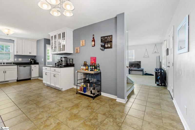 Property image 3 at 100 Allison Court, Easley, SC 29642