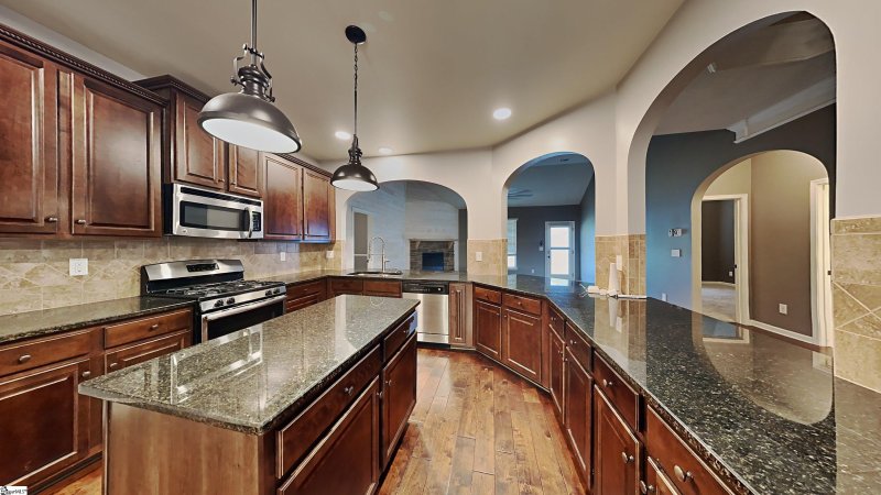 Property image 2 at 808 E Holloway Drive, Woodruff, SC 29388