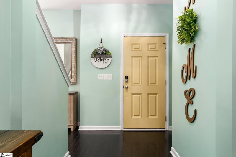 Property image 3 at 405 Gibby Lane, Simpsonville, SC 29681