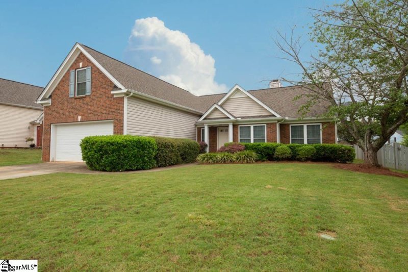 Property image 3 at 104 Ashby Cross Court, Greer, SC 29651