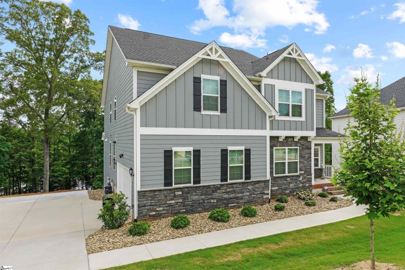 Property image 2 at 214 Rushing Waters Drive, Inman, SC 29349