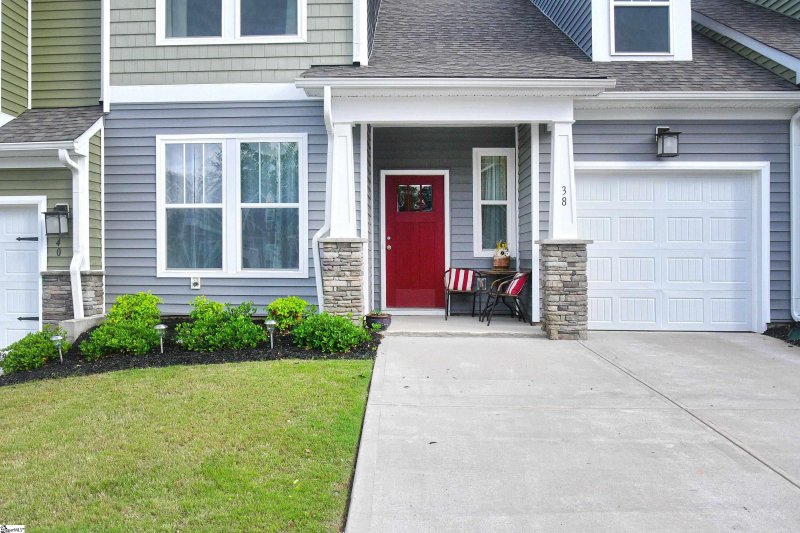 Property image 3 at 38 Creekhaven Lane, Taylors, SC 29687