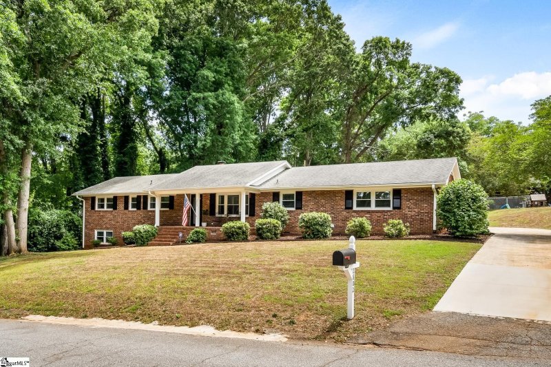 Property image 2 at 2802 Leconte Road, Anderson, SC 29621