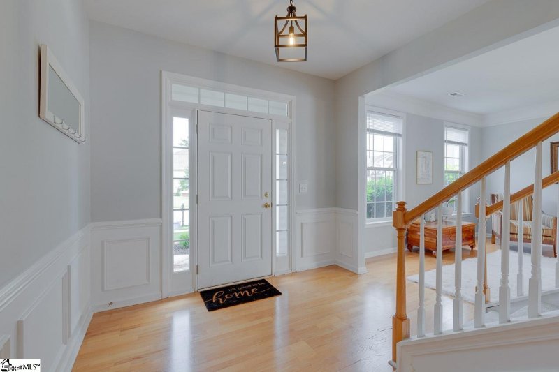 Property image 5 at 319 Surrywood Drive, Greenville, SC 29607