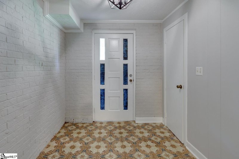 Property image 4 at 15 Holmsby Lane, Taylors, SC 29687