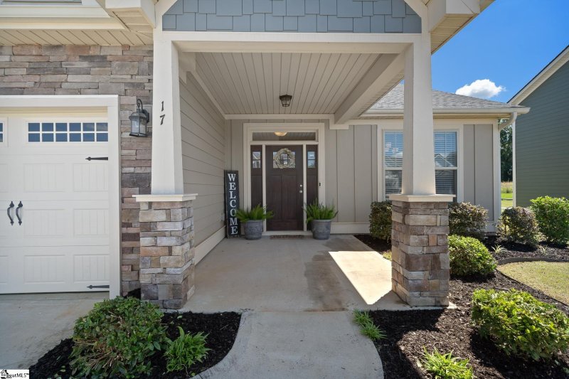 Property image 3 at 17 Bishop Lake Way, Taylors, SC 29687