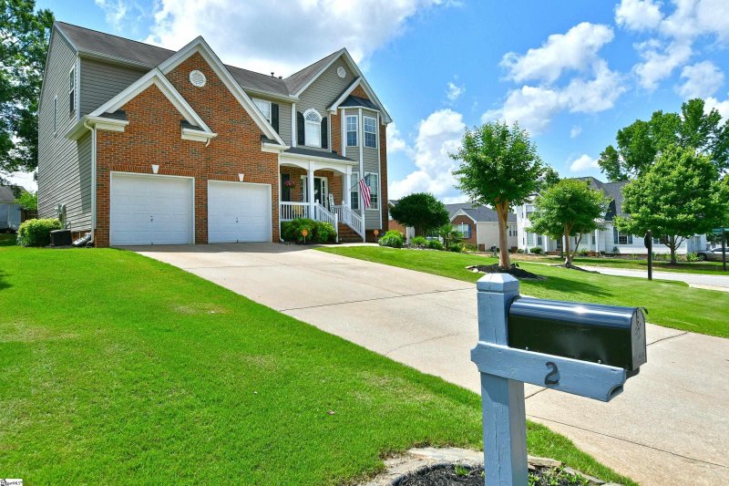 Property image 2 at 2 E Sundance Drive, Easley, SC 29642