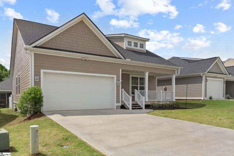 Property image 2 at 102 Regency Walk, Pickens, SC 29671