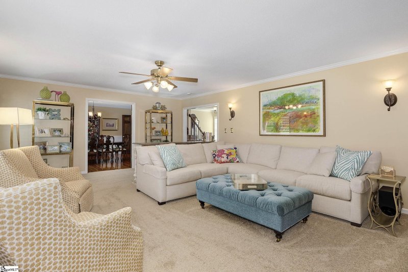 Property image 3 at 127 Kingswood Circle, Simpsonville, SC 29681