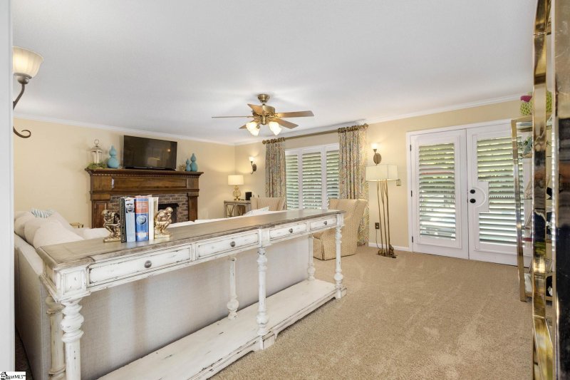 Property image 5 at 127 Kingswood Circle, Simpsonville, SC 29681