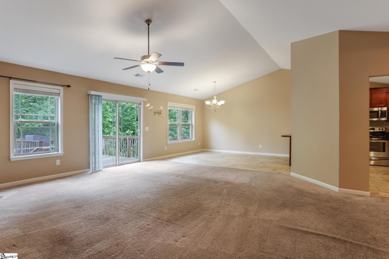 Property image 2 at 6 Blue Heron Circle, Simpsonville, SC 29680