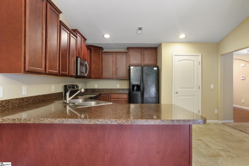 Property image 4 at 6 Blue Heron Circle, Simpsonville, SC 29680