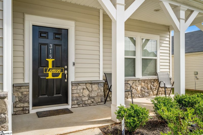 Property image 3 at 315 Fox Hollow Lane, Pelzer, SC 29669