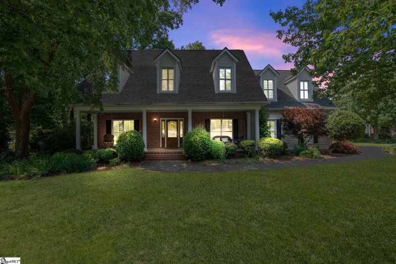 Property image 2 at 1 Craigmillar Place, Greer, SC 29650