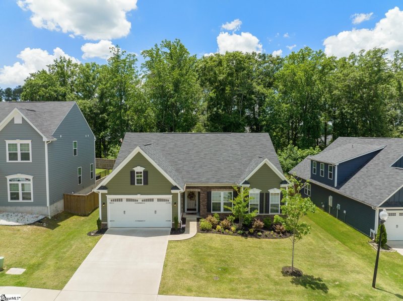 Property image 4 at 507 Briar Oaks Lane, Simpsonville, SC 29681