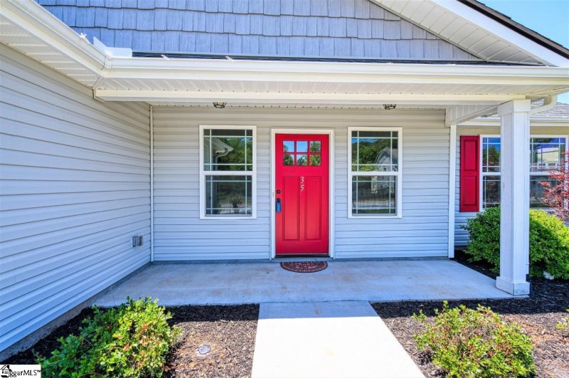 Property image 4 at 35 Macle Court, Travelers Rest, SC 29690