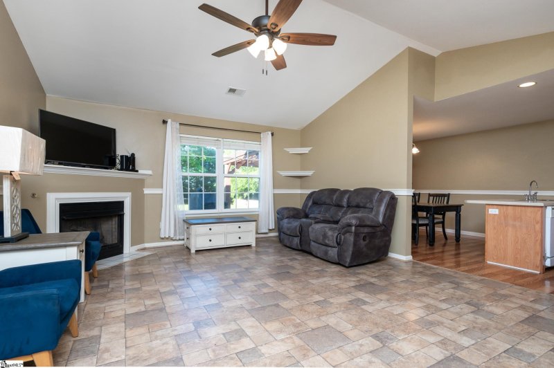 Property image 3 at 105 St James Court, Anderson, SC 29621